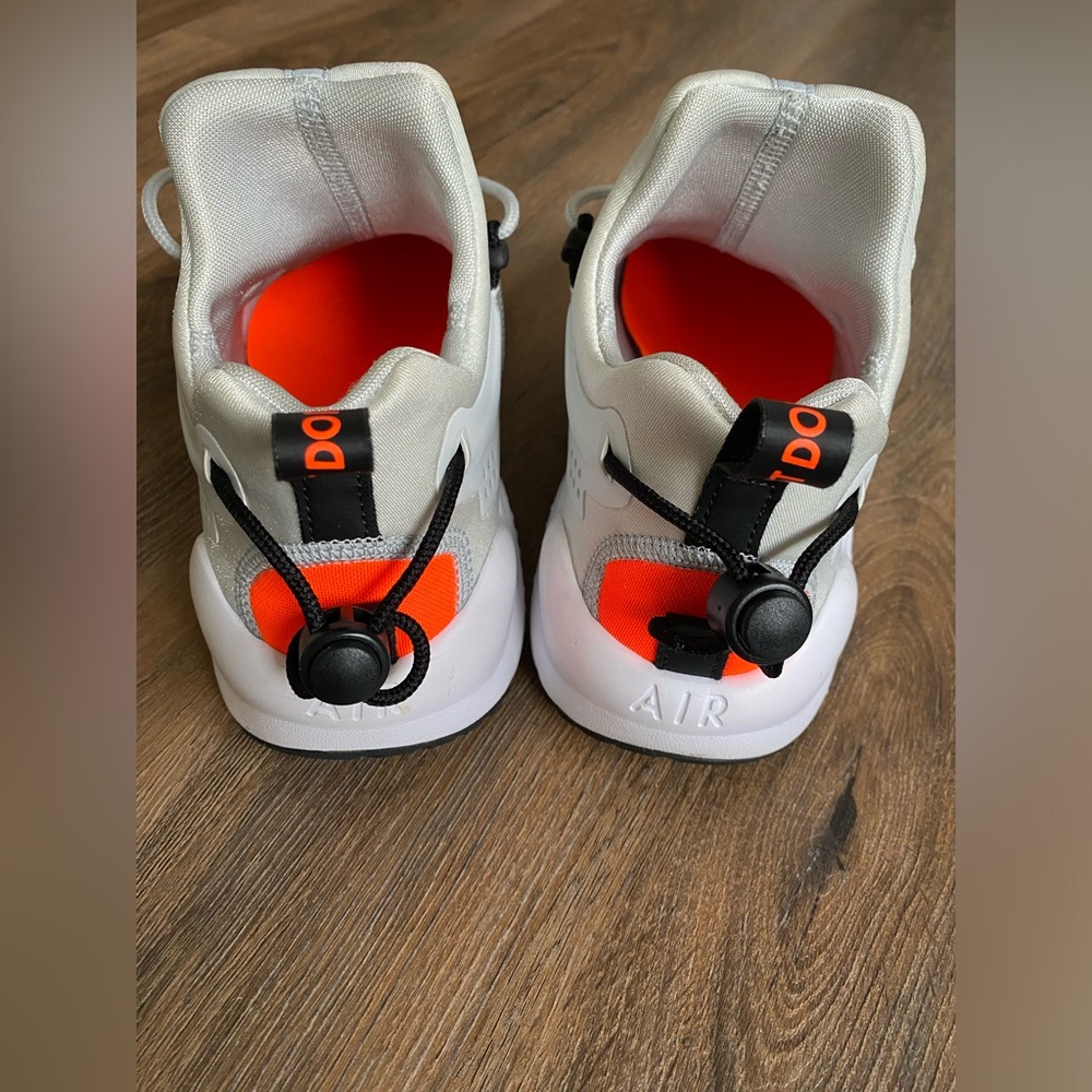 Nike Air Huarache City Move Pure Platinum Crimson size 8.5 - Picture 4 of 16
